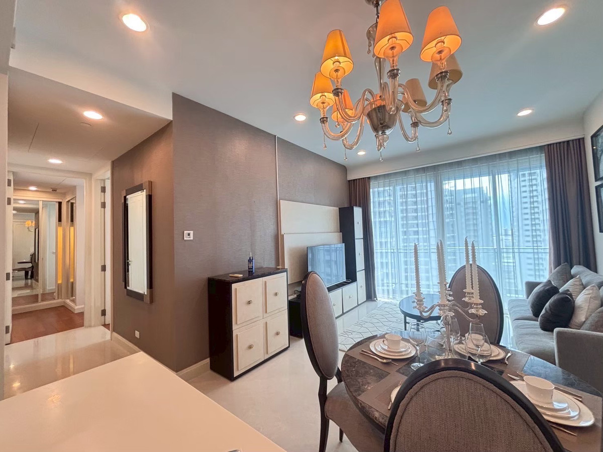 ให้เช่าคอนโดวิทยุ ชิดลม หลังสวน : ปล่อยเช่า! Q Langsuan ชั้นสูงวิวสวย 2นอน 2น้ำ เฟอร์ฯครบ ดีไซน์สวย พร้อมเข้าอยู่