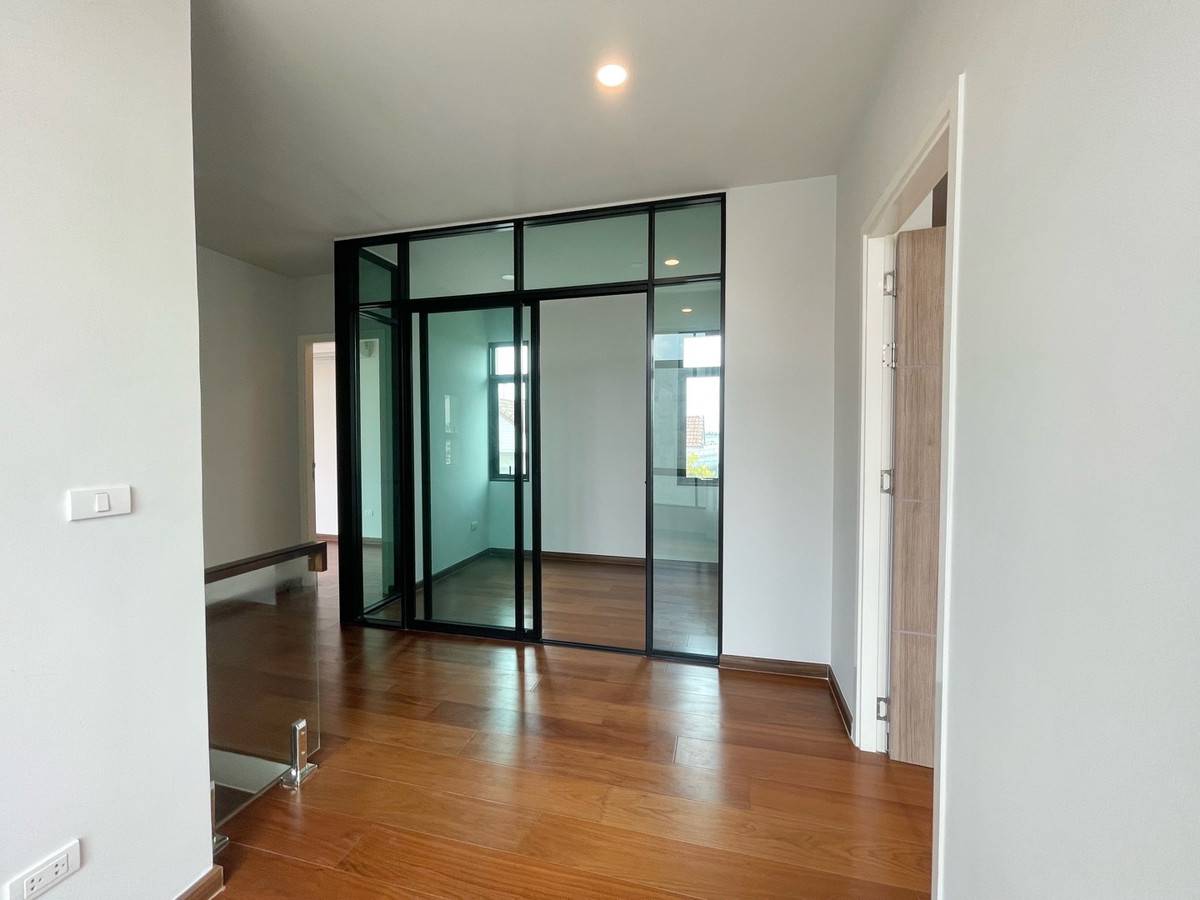 ให้เช่าบ้านนนทบุรี บางใหญ่ บางบัวทอง : ✨🕊️ ให้เช่า บ้านหรูหลังใหญ่ โครงการ The Master ราชพฤกษ์-สะพานเจษฎาบดินทร์ ใกล้ห้าง Central Westville เพียง 10 นาที Welcome pet friendly 🌳🐾