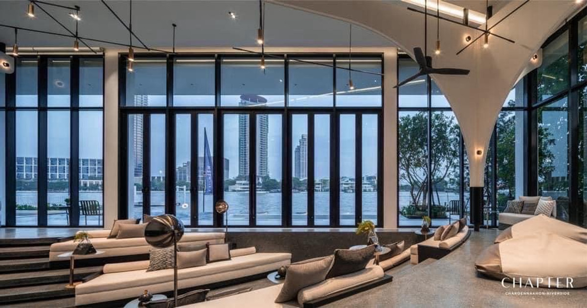 CondoWongwianyai, Charoennakor : Luxury Riverside Residence with Private Lift | 2 Bedrooms | 75 SQ.M. 2 Parking
