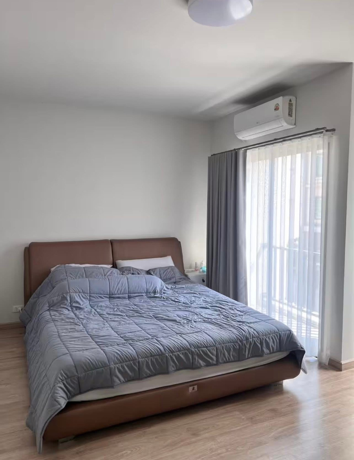 ให้เช่าทาวน์โฮมสมุทรปราการ สำโรง : ให้เช่าทาวน์โฮม คาซ่า ซิตี้ สุขุมวิท ใกล้รถไฟฟ้า BTS ศรีนครินทร์ 900ม. และใกล้โรบินสัน สมุทรปราการ