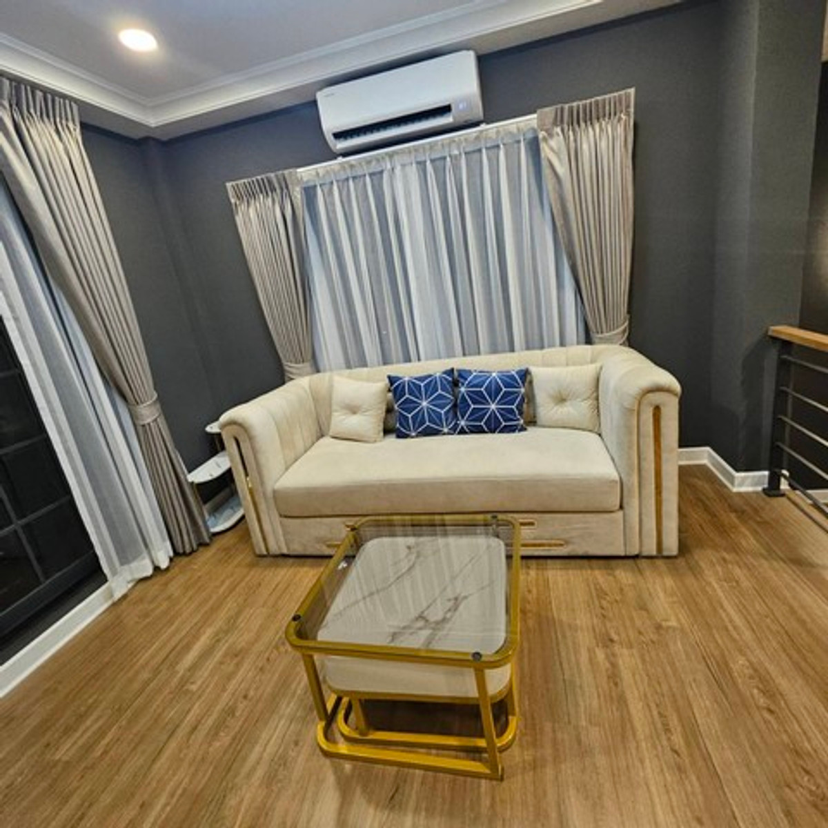 ให้เช่าบ้านบางนา แบริ่ง ลาซาล : HR3294หิ้วกระเป๋าเข้าอยู่ได้เลย! Centro Bangna บ้านเดี่ยว 300 ตร.ม. ฟรี WIFI + ดูแลสวน + กำจัดปลวกตลอดสัญญา