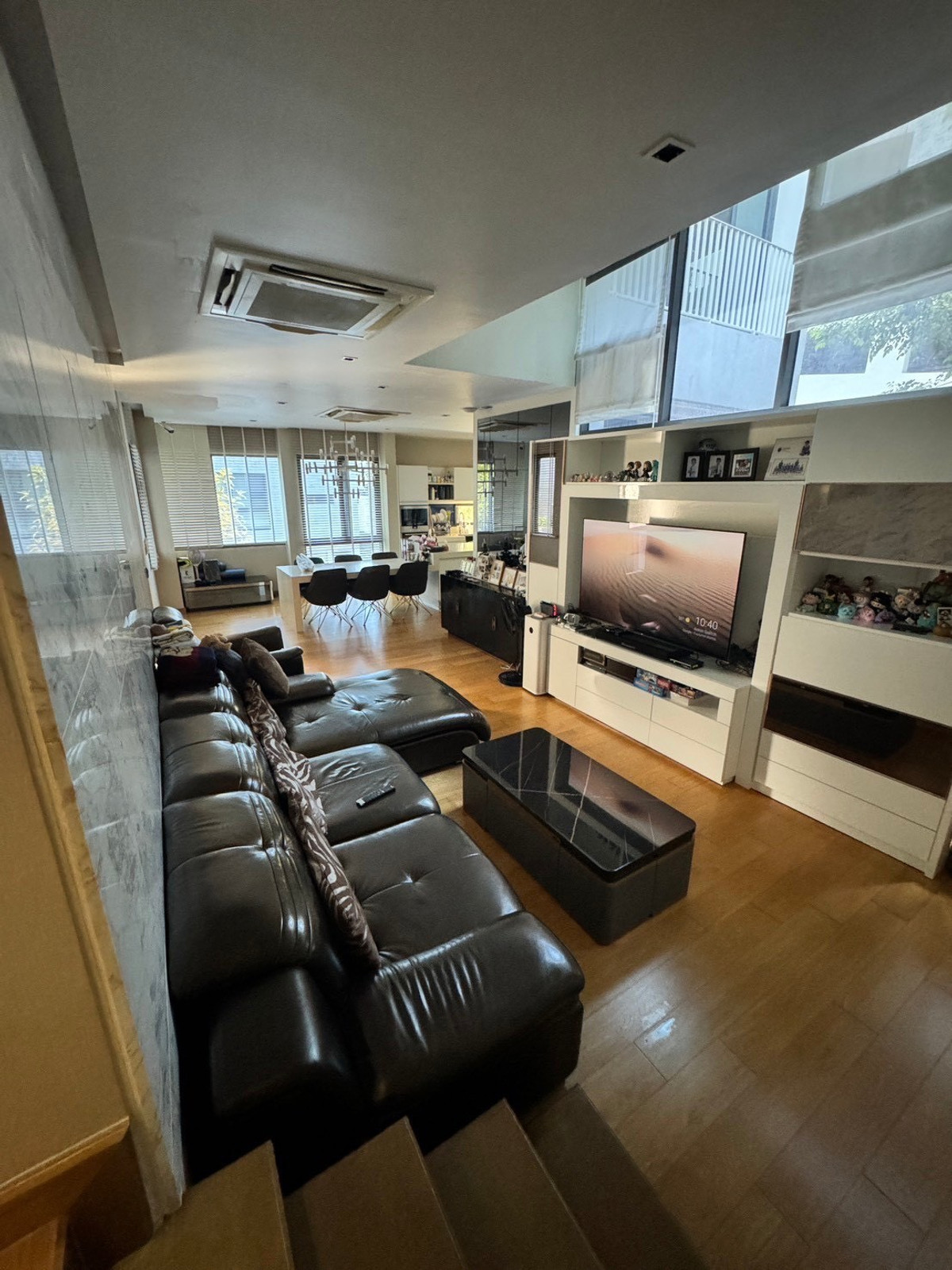 ขายบ้านพระราม 9 เพชรบุรีตัดใหม่ RCA : Parc Priva: 58.3sqwah 296sqm. 4bed 4bath + Maid room 46,000,000 Am: 0656199198