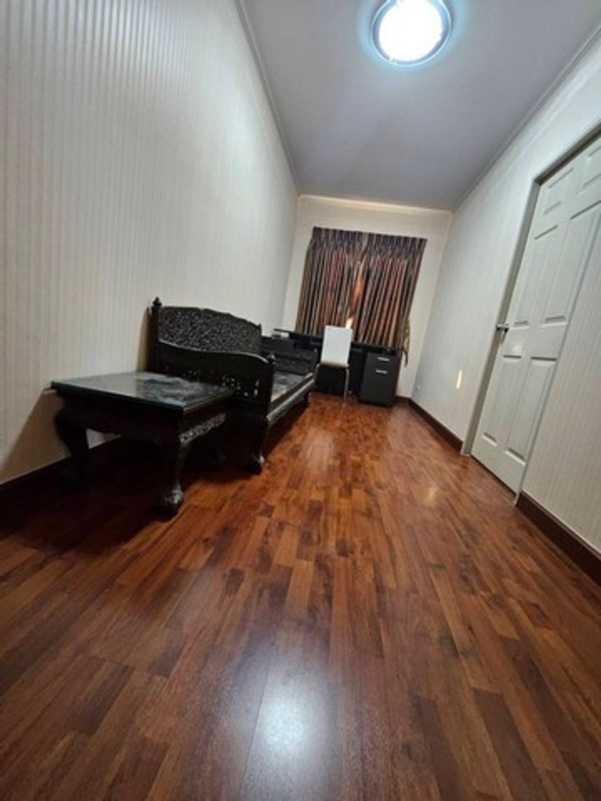 For RentHouseLadkrabang, Suwannaphum Airport : HR3293 Single house for rent, Supalai Suan Luang, next to the main road, Chaloem Phrakiat Rama 9, suitable for living or as a home office.