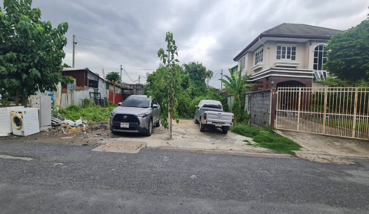 ขายที่ดินรัชดา ห้วยขวาง : ที่ดินเปล่าติดถนนคอนกรีต 83 ตรว. ถ.รัชดาภิเษก ซ.36 แยก 9-3-4 ลาดยาว บางซื่อ กทม.