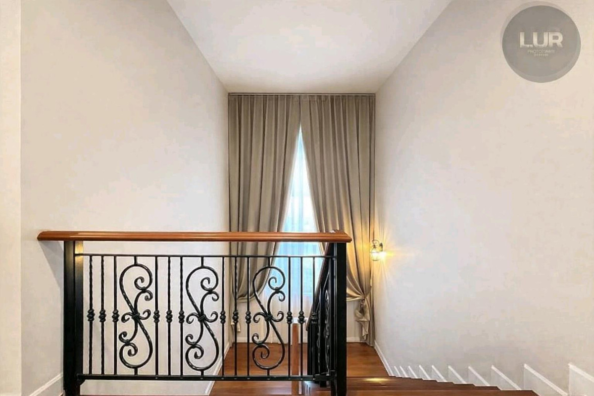 ให้เช่าบ้านลาดกระบัง สุวรรณภูมิ : ให้เช่า บ้านหรู ย่านบางนา ใกล้ Mega Bangna ❤️ Rare Item