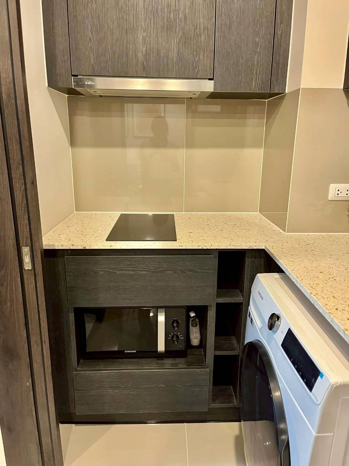 For RentCondoRatchadapisek, Huaikwang, Suttisan : ✅ XTHK137 ✅ Line : @p2nproperty