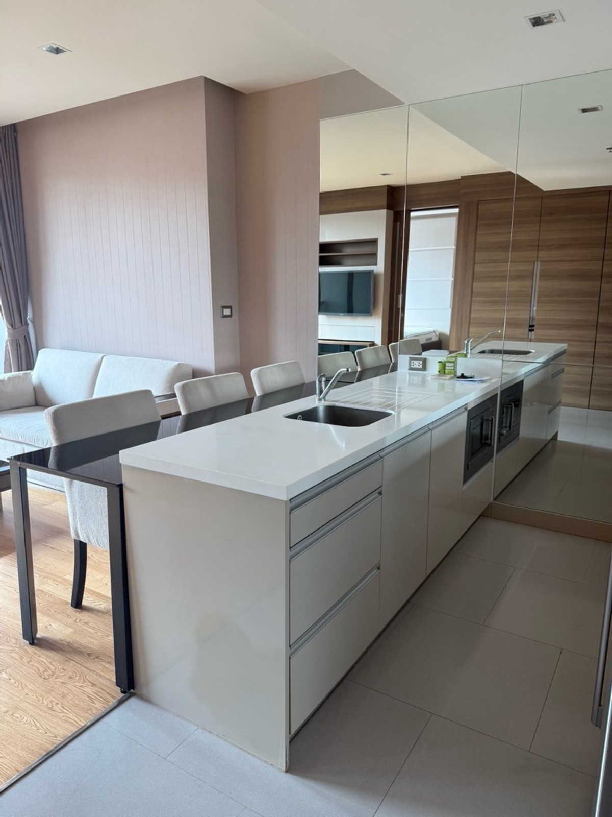 ให้เช่าคอนโดสาทร นราธิวาส : ⚡️HotDeal⚡️The Address Sathorn 55sqm✨วิวตึกมหานคร ห้องพร้อมอยู่🔥35,000.- ขาย 10,000,000✅