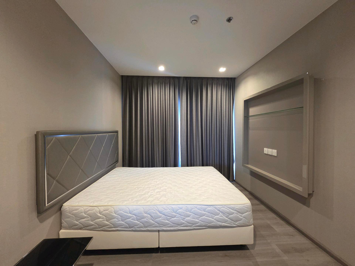 ให้เช่าคอนโดรัตนาธิเบศร์ สนามบินน้ำ พระนั่งเกล้า : ให้เช่า The politan rive ชั้น 45 ขนาด 52 ตรม. 2 ห้องนอน 2 ห้องน้ำ วิวแม่น้ำ เฟอร์นิเจอร์เครื่องใช้ไฟฟ้าครบพร้อมอยู่