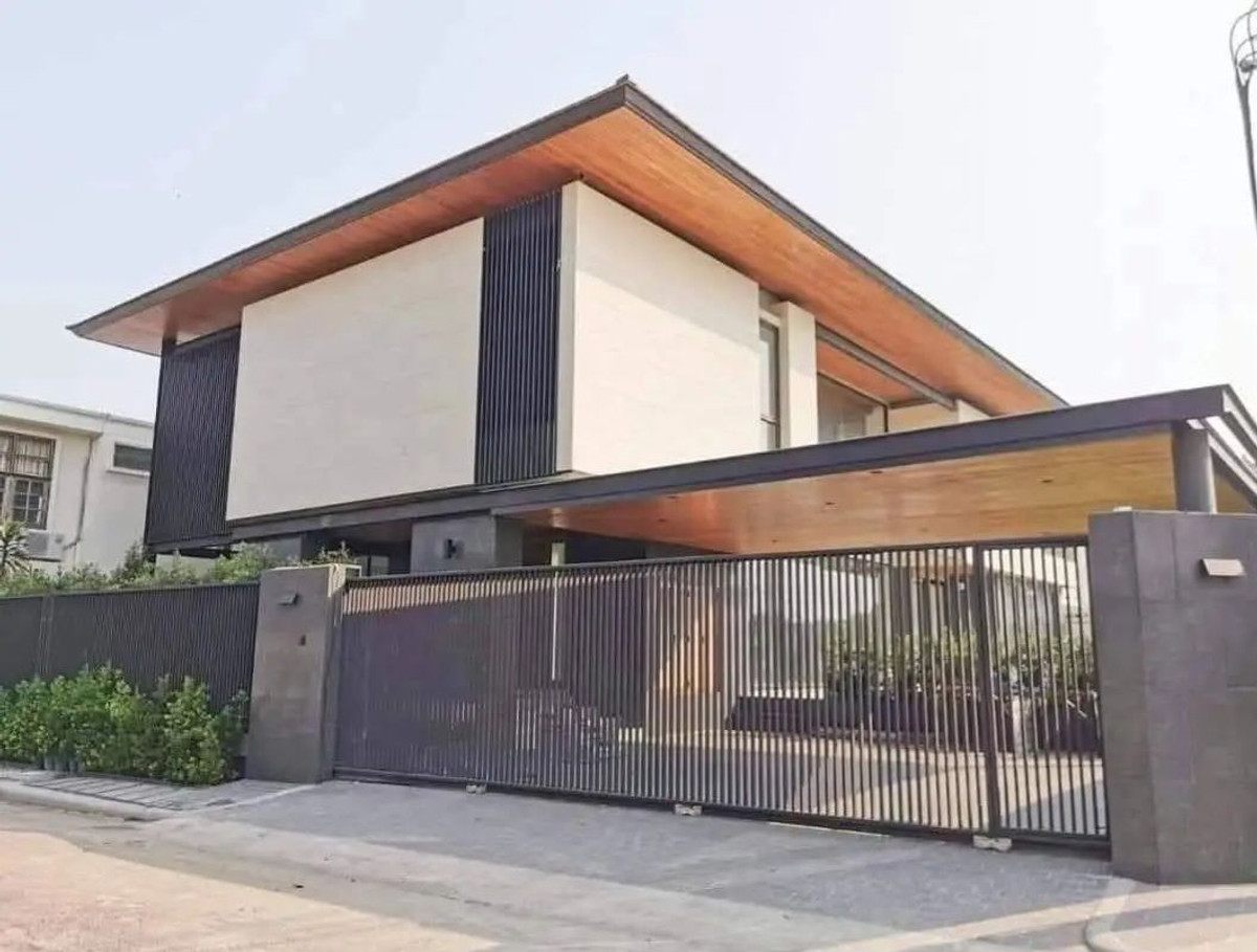 For SaleHouseBangna, Bearing, Lasalle : Evergreen Ville Bangna - Trad / 4 Bedrooms (FOR SALE) YOK104