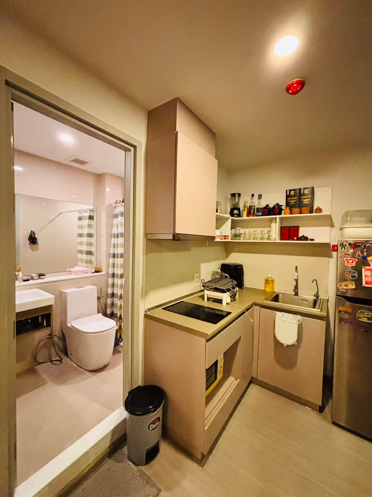 For SaleCondoRama9, Petchburi, RCA : Aspire Asoke-Ratchada | Prime Location Near Rama 9 35 sq.m. 3.2 Million THB (Negotiable)