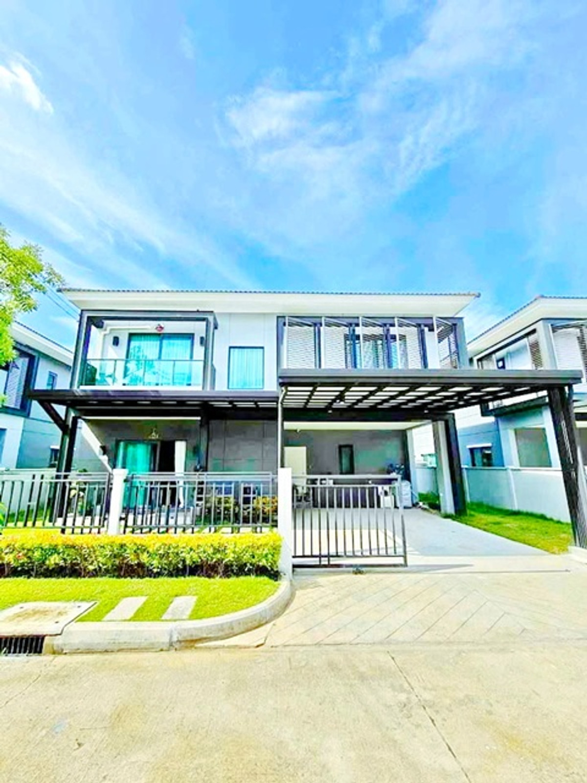 For RentHouseRattanathibet, Sanambinna : The cheapest in the world. Two story house 4bed Ratchaphruek-Chaengwattana 3 bath near Robinson Life