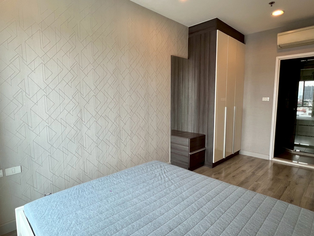 For SaleCondoSathorn, Narathiwat : ( UL2310271 ) Tel/Line 096-2479369 ,  FOR SELL Centric Sathorn St.louis 1 BEDROOM 1 BATHROOM 35 SQ.M. RARE ITEM