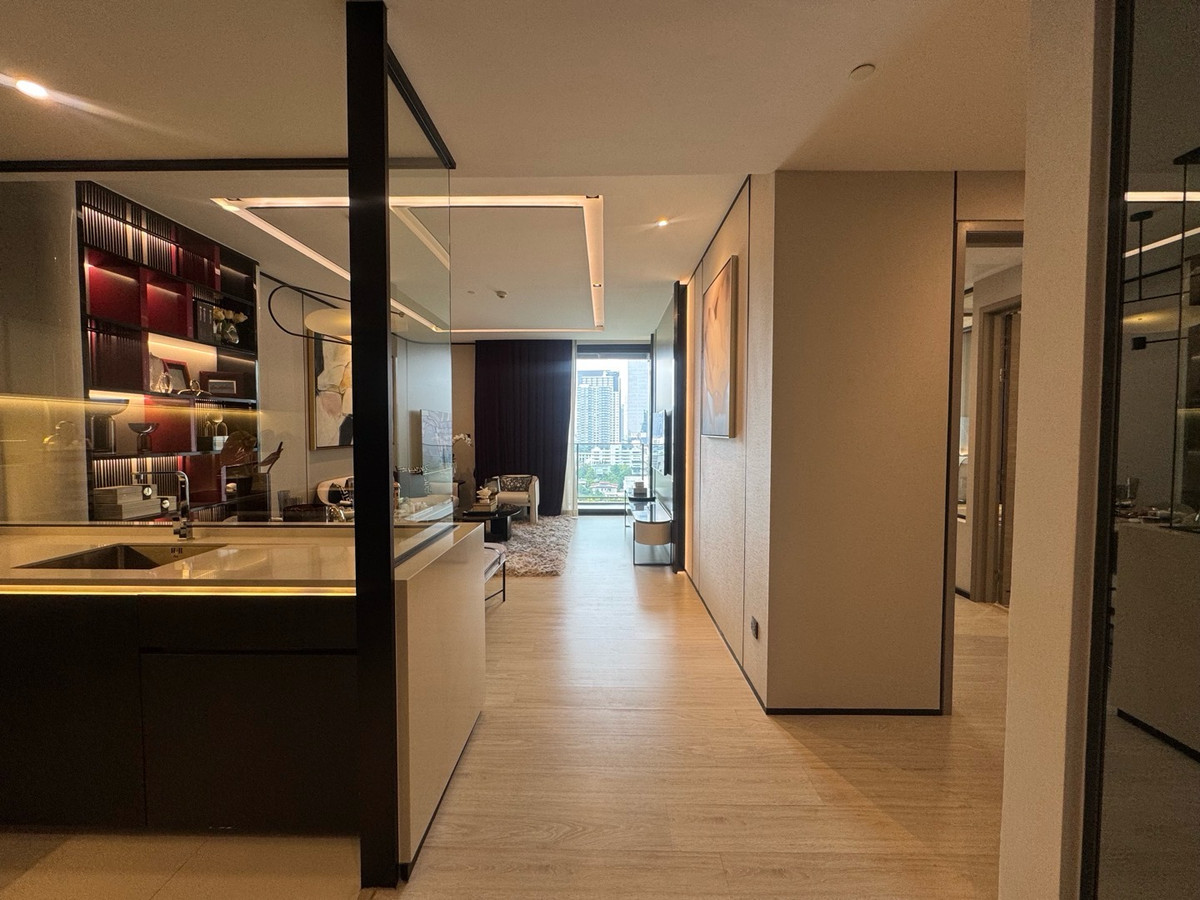 ขายคอนโดสุขุมวิท อโศก ทองหล่อ : คอนโด Super Luxury ใจกลางทองหล่อ
☁️The Room Sukhumvit 38 
2 Bed 2 Bath 90.99 sq.m.💰20.9 MB.
☎️Phat 064-642-8664
☎️Nui 094-624-2014