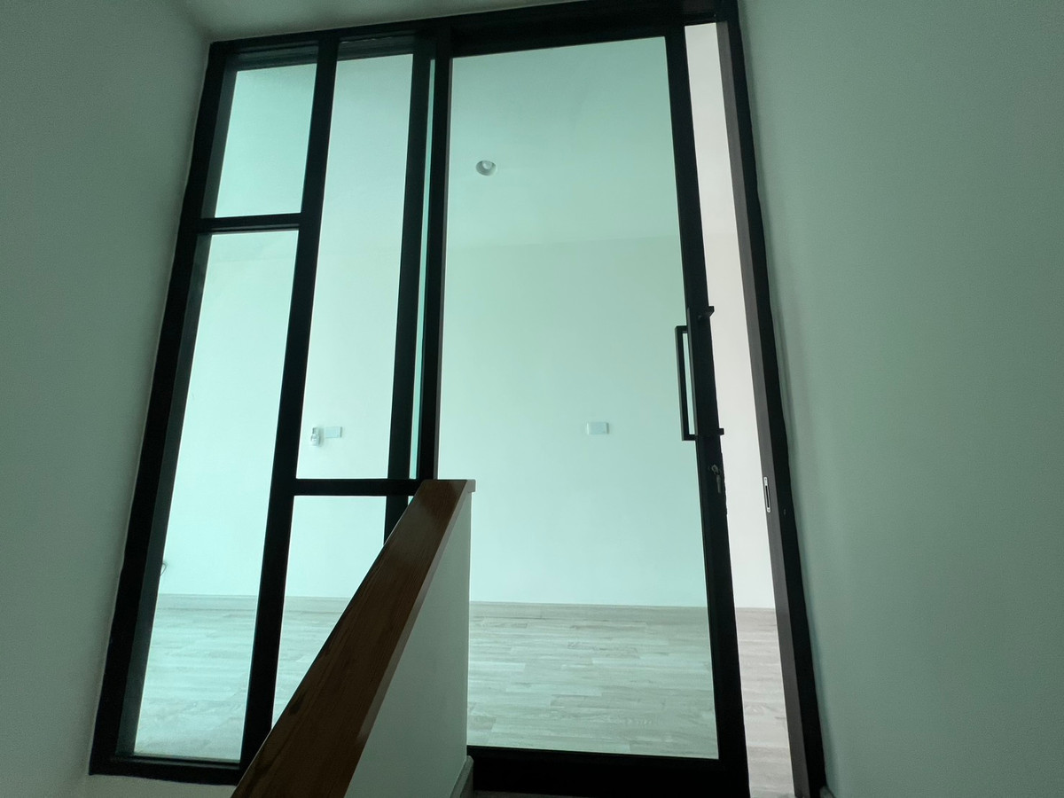 อาคารพาณิชย์โชคชัย4 ลาดพร้าว71 : ขาย/เช่า ทาวน์โฮม The Author รัชดา 32 ทำเลกลาง ลาดพร้าว ใกล้ MRT ลาดพร้าว และ ภาวนา โทร.098-905-2645