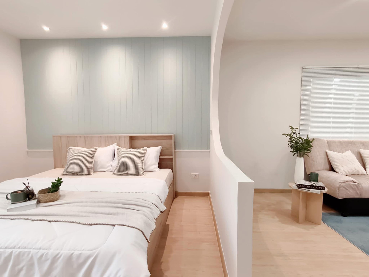 CondoBang kae, Phetkasem : Urgent rent/sale🔥 Large suite 43.56 sq m. ✨Newly renovated, ready to move in. Rent only: 4,300 baht/month, or buy for 799,000 (suitable for those with an income of 15,000 or more). Room on the 4th floor is very private.