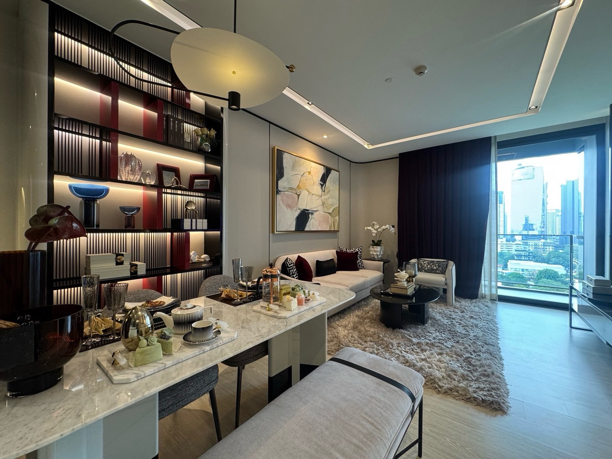 ขายคอนโดสุขุมวิท อโศก ทองหล่อ : คอนโด Super Luxury ใจกลางทองหล่อ
☁️The Room Sukhumvit 38 
2 Bed 2 Bath 90.99 sq.m.💰20.9 MB.
☎️Phat 064-642-8664
☎️Nui 094-624-2014