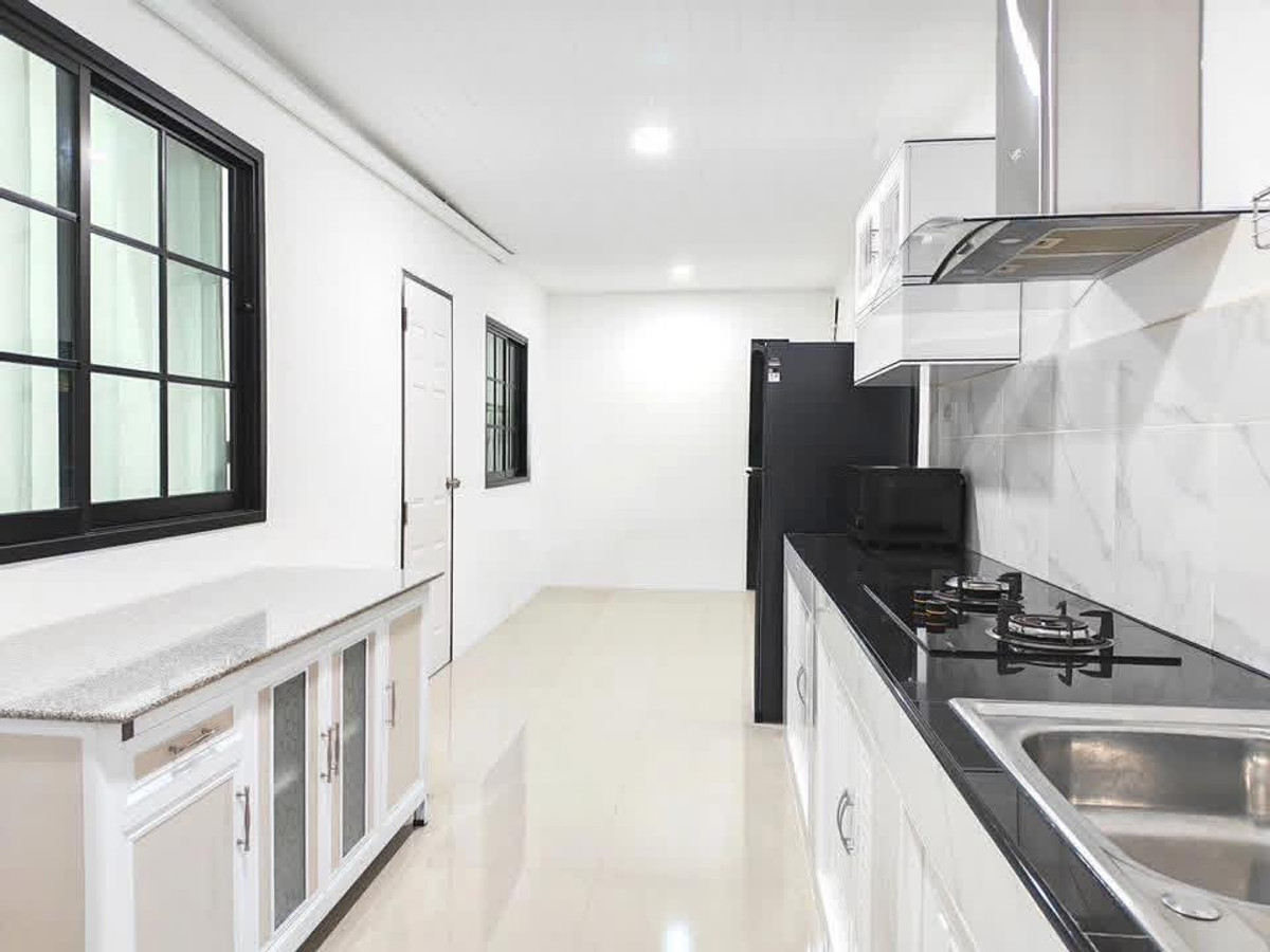 For SalePattaya, Bangsaen, Chonburi : The hottest cornerback! Good location, easy to rent, good income 🔥 Chokchai Garden Home 2 / 4 bedrooms (for sale), Chockchai Garden Home 2 / 4 Bedrooms (FOR SALE) BEWN110