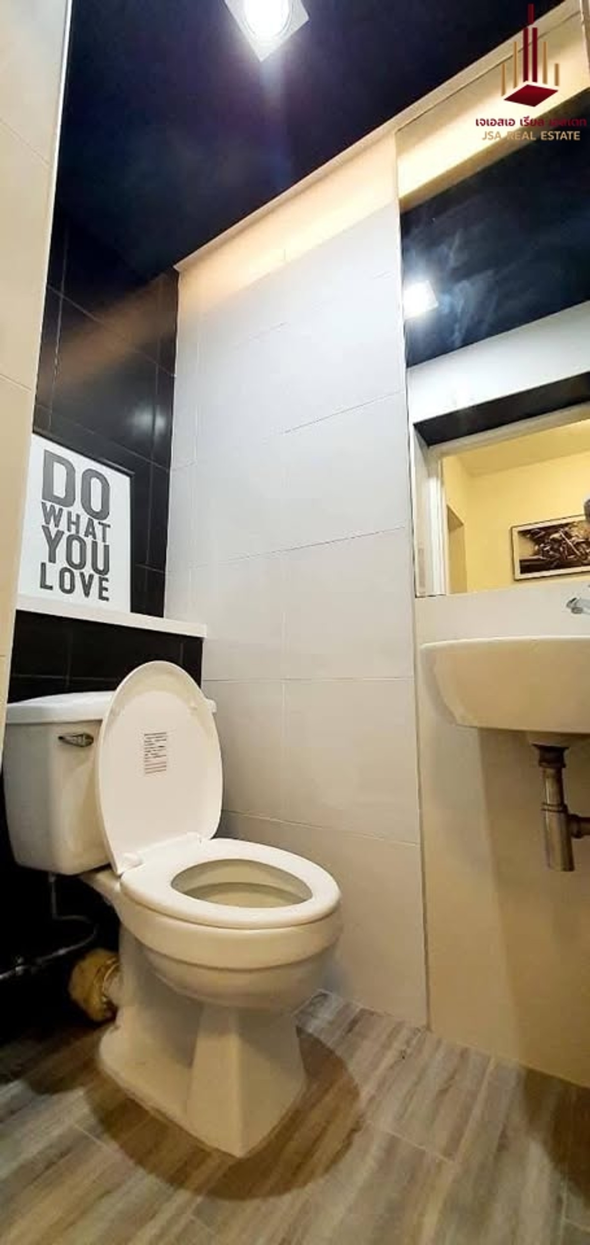 ให้เช่าคอนโดแจ้งวัฒนะ เมืองทอง : ✨ For Rent : The Lake Condominium  Condo ✨  💰 Only  18,000  thb/month