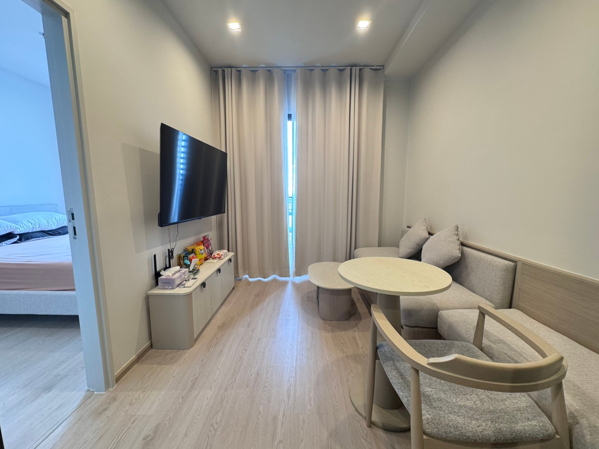 ให้เช่าคอนโดวงเวียนใหญ่ เจริญนคร : Condo Reference Sathorn Wongwianyai, Modern Style, New room, ติด BTS วงเวียนใหญ่, Available For Rent