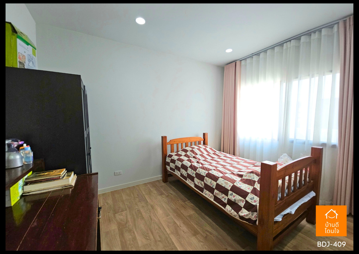 ขายบ้านนวมินทร์ รามอินทรา : ขายด่วนราคาพิเศษ!! บ้านบุราสิริ ปัญญาอินทรา (77.2 ตร.ว.) 4 นอน 4 น้ำ 