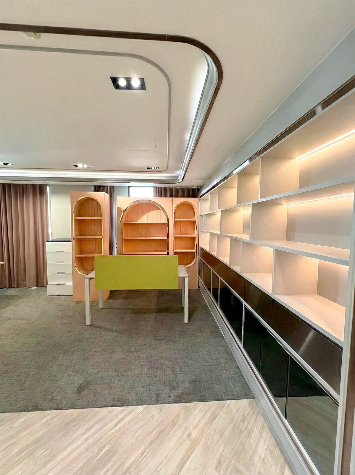 โฮมออฟฟิศพระราม 9 เพชรบุรีตัดใหม่ RCA : 🔥 ขายโฮมออฟฟิศหรู 5 ชั้น โครงการ The Element Rama 9 