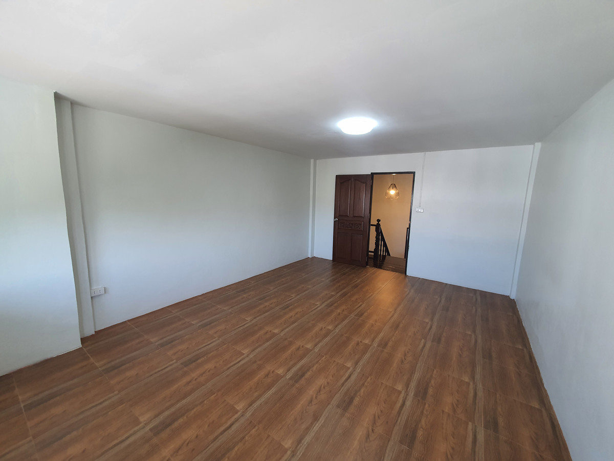 For SaleTownhomePhutthamonthon, Salaya : 3-story townhome, completely renovated, Boromarajonani 119 | 4 bedrooms, 3 bathrooms, high ceilings, not hot house, strong structure, ready to move in, near Mahidol, good location, nice to live in!