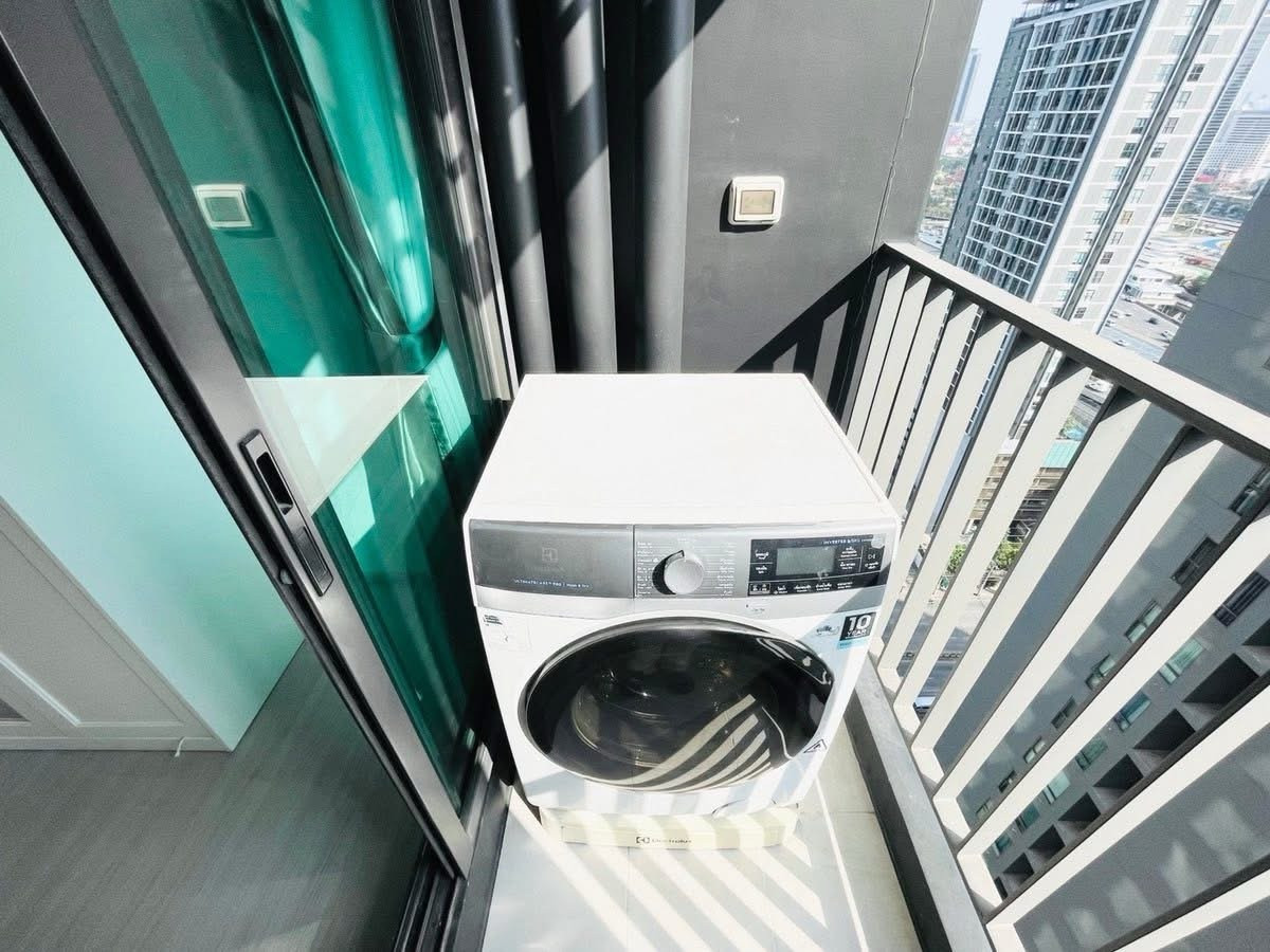 ให้เช่าคอนโดพระราม 9 เพชรบุรีตัดใหม่ RCA : ให้เช่า Life Asoke - Rama 9