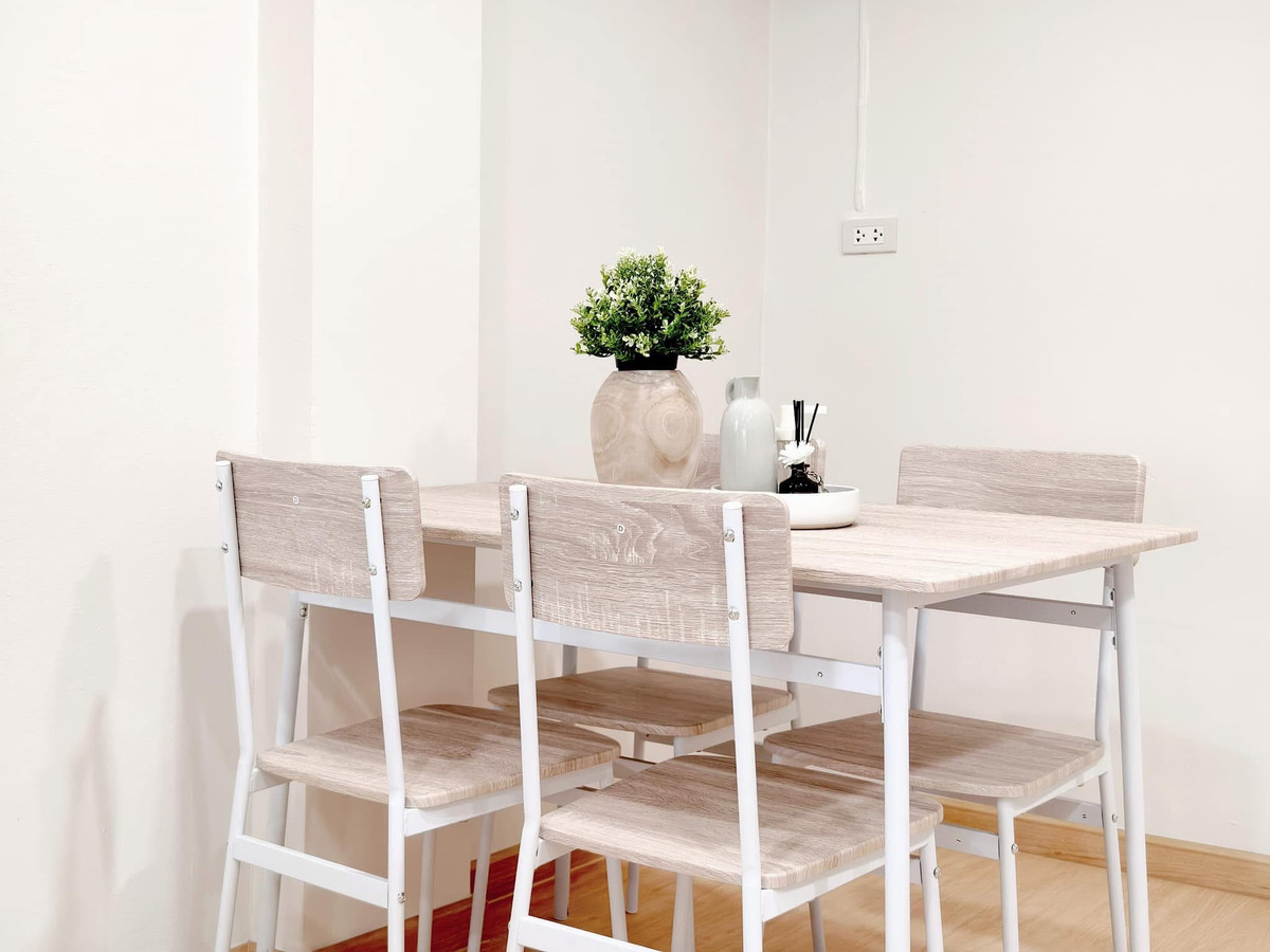 CondoBang kae, Phetkasem : Urgent rent/sale🔥 Large suite 43.56 sq m. ✨Newly renovated, ready to move in. Rent only: 4,300 baht/month, or buy for 799,000 (suitable for those with an income of 15,000 or more). Room on the 4th floor is very private.