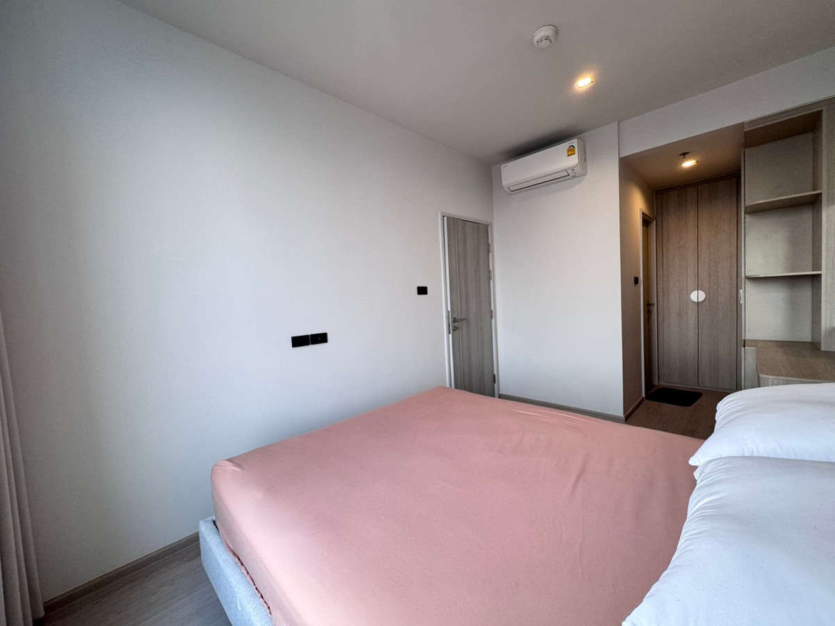 ให้เช่าคอนโดวงเวียนใหญ่ เจริญนคร : Condo Reference Sathorn Wongwianyai, Modern Style, New room, ติด BTS วงเวียนใหญ่, Available For Rent