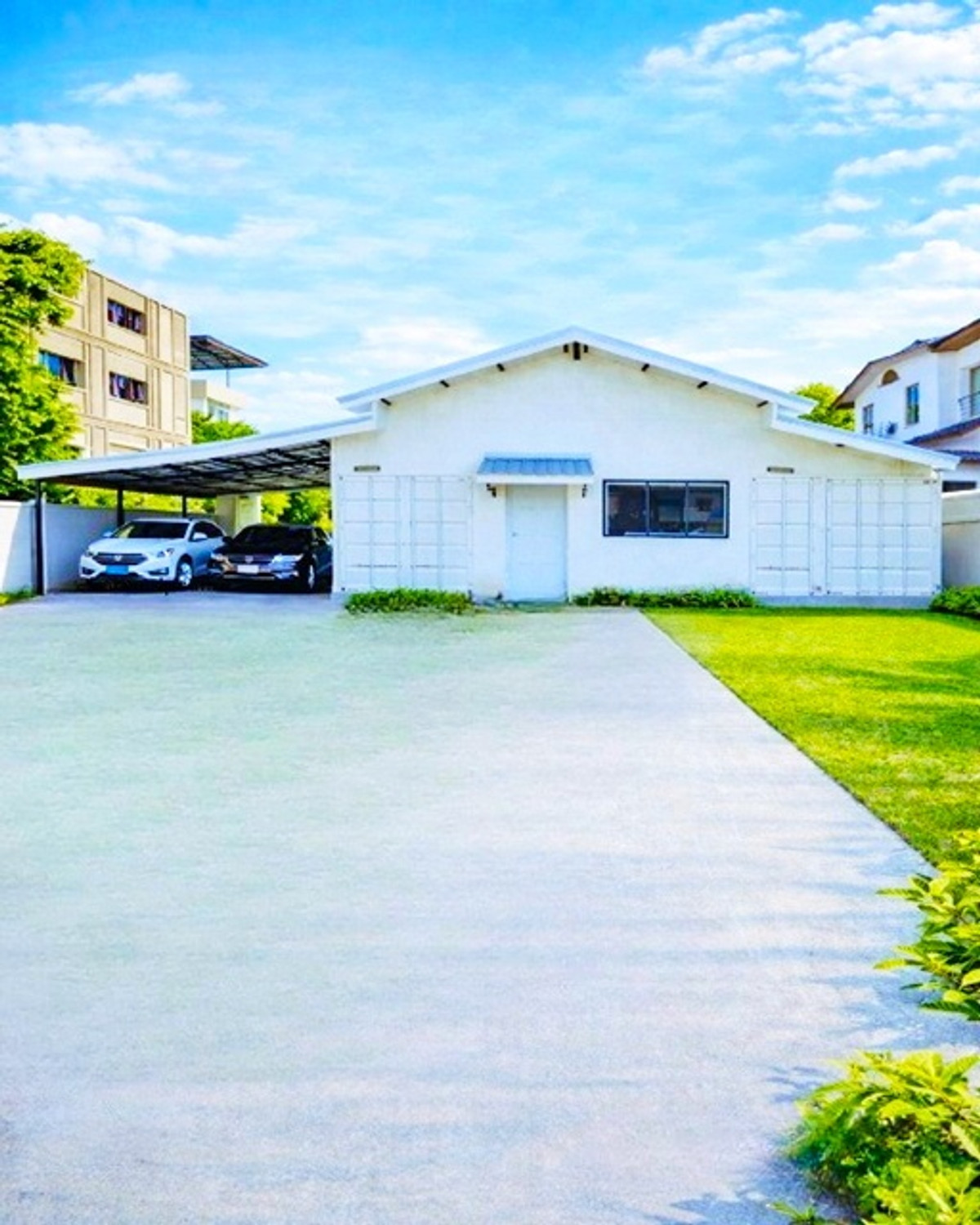 For RentHouseOnnut, Udomsuk : Srinakarin Rd.34-40. home office 3bed Makro Srinakarin2 100m Onnut Rd.44-48 2bath near BTS Srinakar