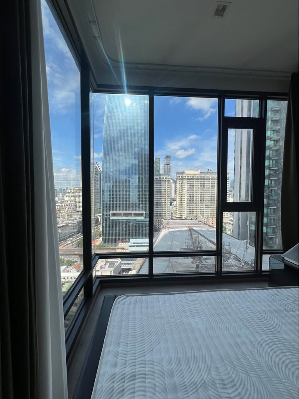 ให้เช่าคอนโดราชเทวี พญาไท : Condo for rent The Address Siam - Ratchathewi price 30,000 Thb.