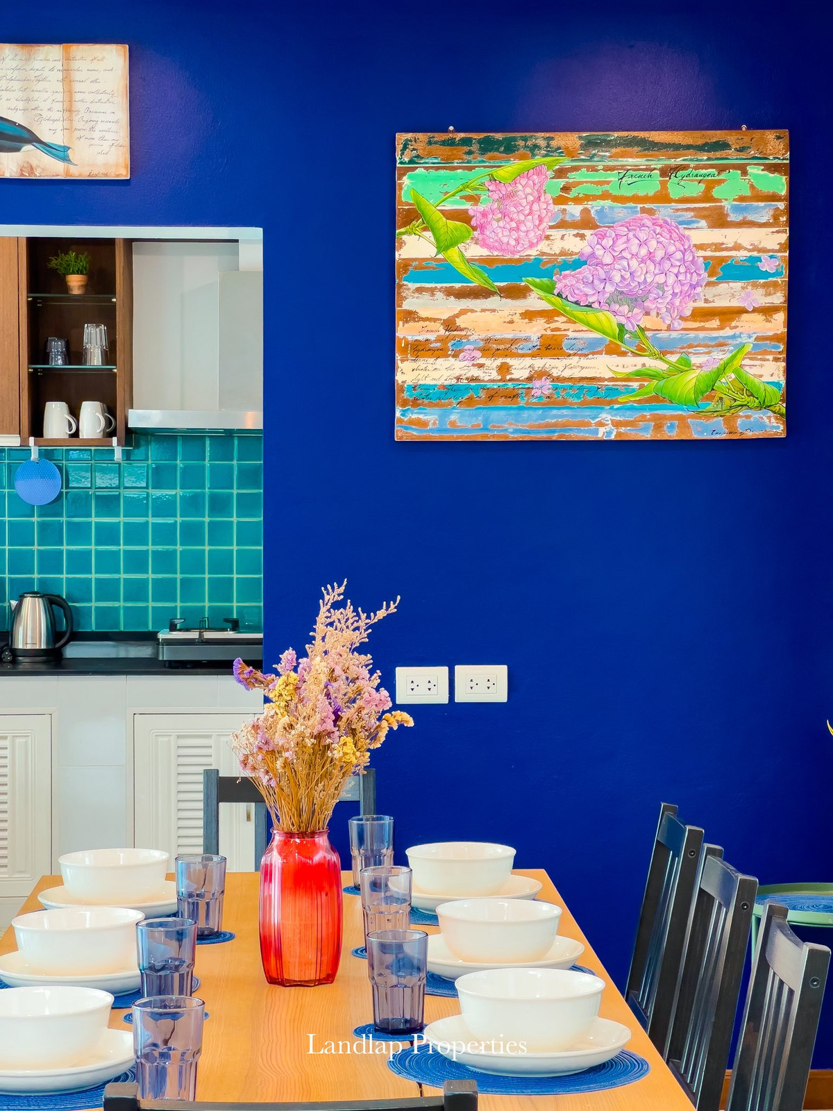 ขายพัทยา บางแสน ชลบุรี สัตหีบ : ขายบ้านพูลวิลล่าพัทยา สามารถทำธุรกิจได้  โครงการติดทะเล ลงหาดได้เลย