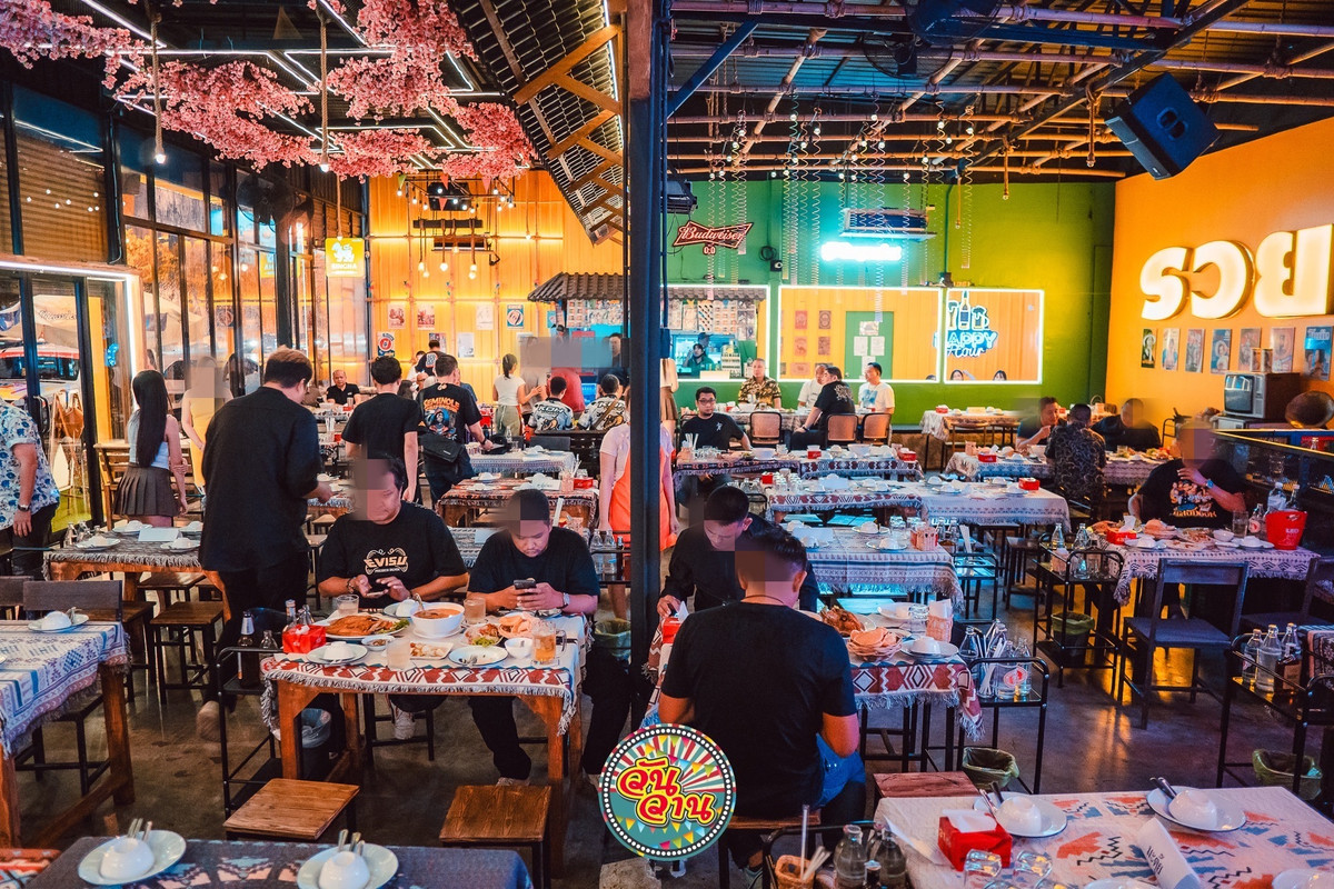 เซ้งร้านค้า/ตลาดนัดพระราม 5 ราชพฤกษ์ บางกรวย : เซ้งร้านสวยๆ  พระราม 5 ถนนนครอินทร์ ติดถนนใหญ่ เหมาะมากสำหรับ ร้านอาหาร +บาร์ ไลฟ์มิวสิค มีลานจอดรถ