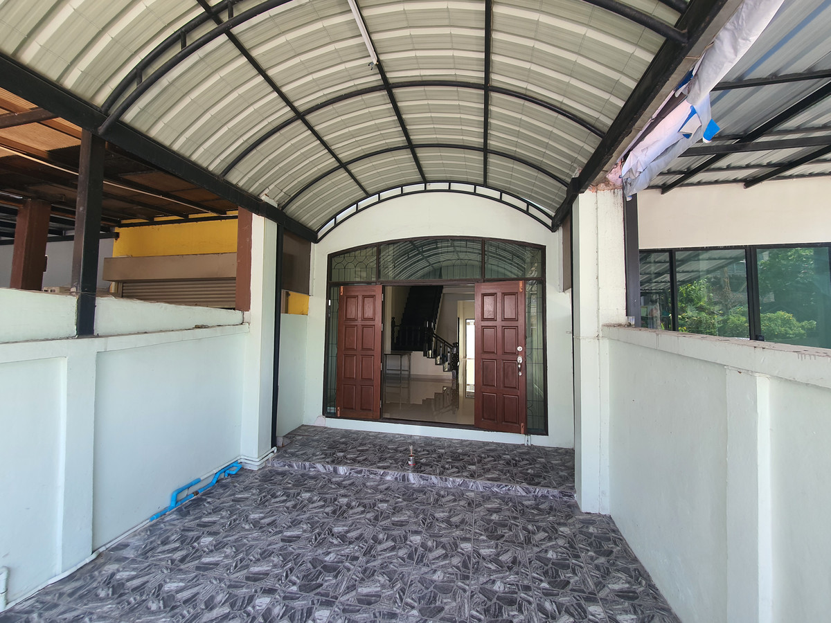For SaleTownhomePhutthamonthon, Salaya : 3-story townhome, completely renovated, Boromarajonani 119 | 4 bedrooms, 3 bathrooms, high ceilings, not hot house, strong structure, ready to move in, near Mahidol, good location, nice to live in!