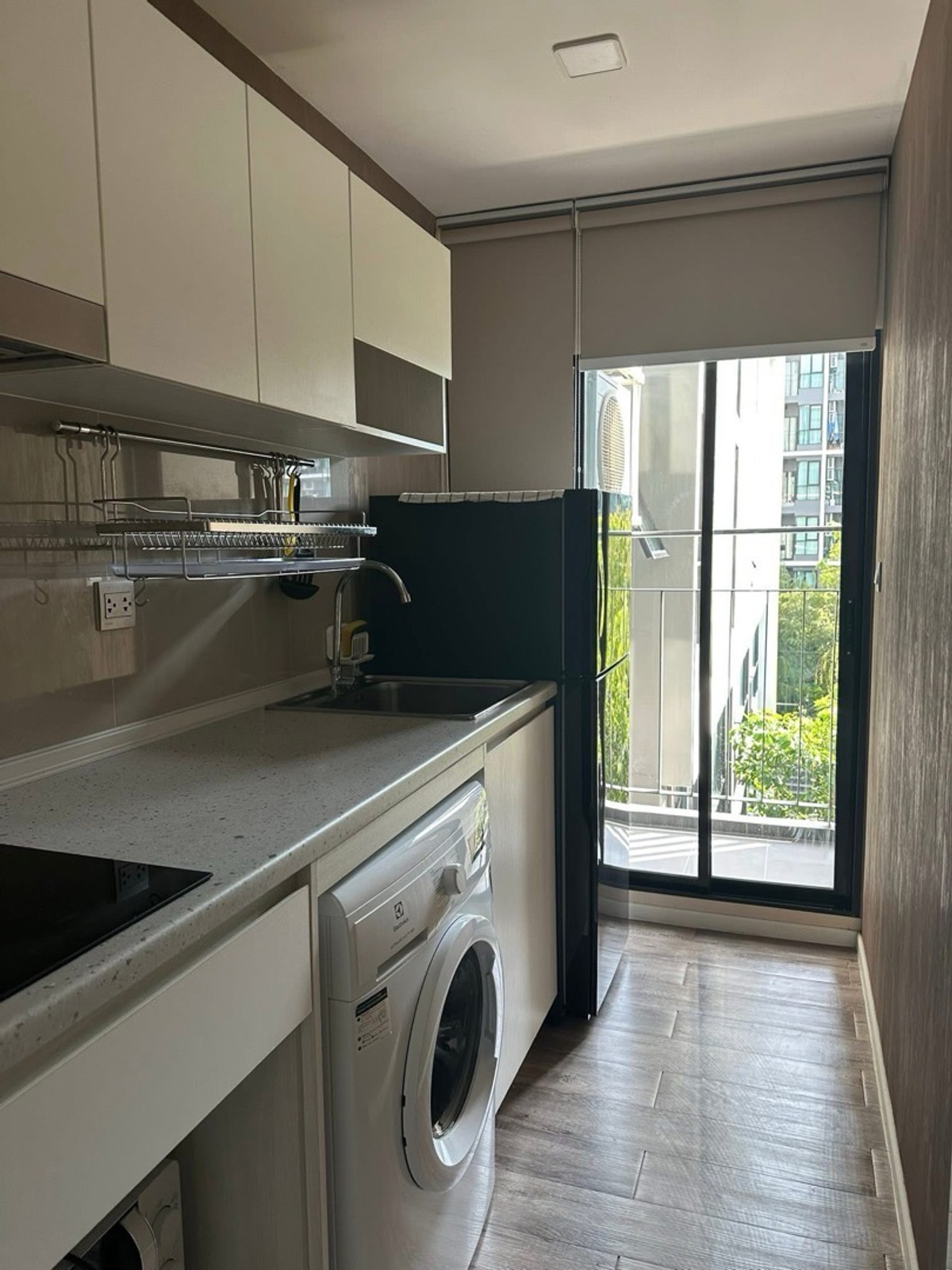 ให้เช่าคอนโดแจ้งวัฒนะ เมืองทอง : #R9611  🎉 120369 ให้เช่าคอนโด Atmoz Chaengwattana