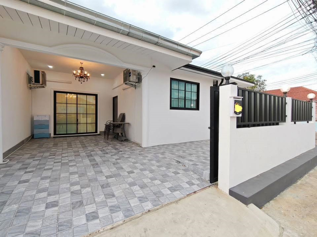 For SalePattaya, Bangsaen, Chonburi : The hottest cornerback! Good location, easy to rent, good income 🔥 Chokchai Garden Home 2 / 4 bedrooms (for sale), Chockchai Garden Home 2 / 4 Bedrooms (FOR SALE) BEWN110