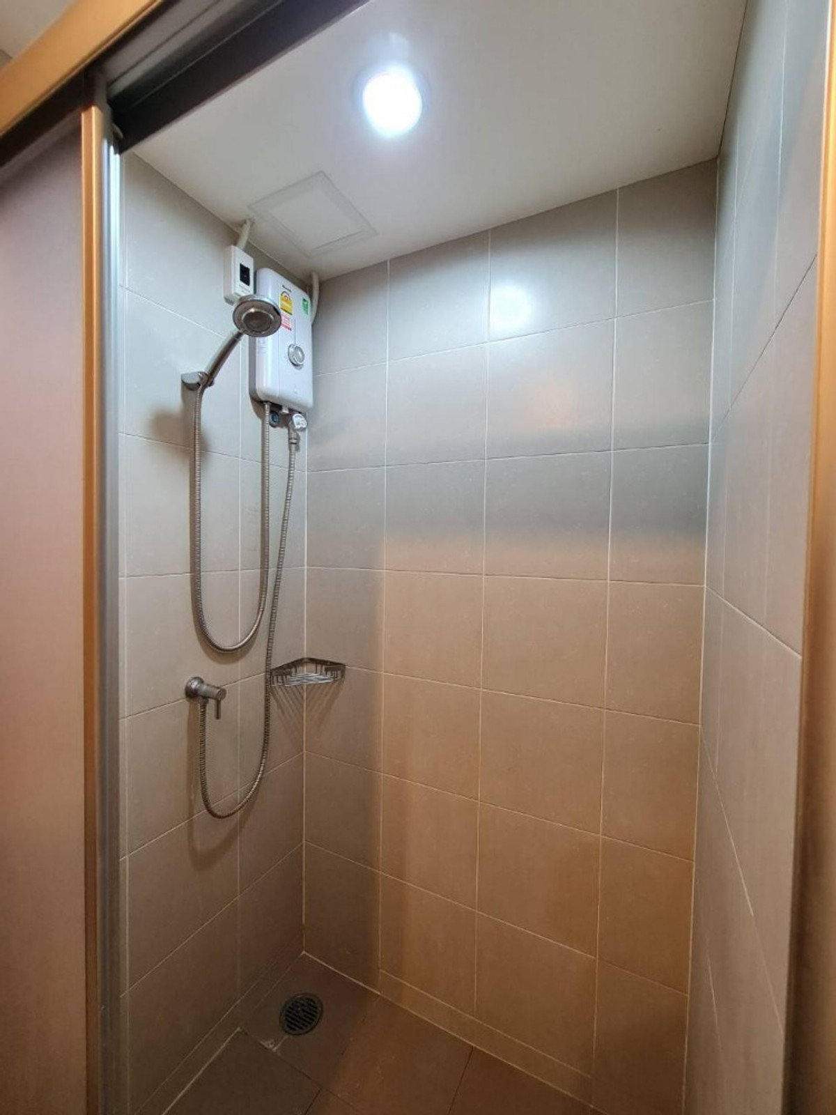 ขายคอนโดเสรีไทย-นิด้า : ✅ S-LP60130 ✅ Line : @p2nproperty