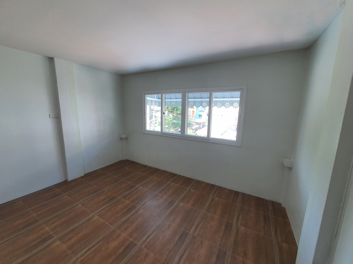 For SaleTownhomePhutthamonthon, Salaya : 3-story townhome, completely renovated, Boromarajonani 119 | 4 bedrooms, 3 bathrooms, high ceilings, not hot house, strong structure, ready to move in, near Mahidol, good location, nice to live in!