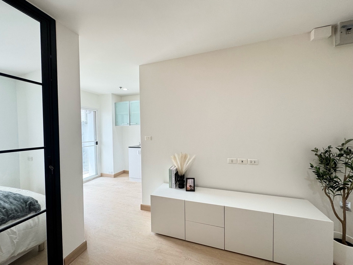 For SaleCondoChokchai 4, Ladprao 71, Ladprao 48, : Urgent Sale ✨ The Next Ladprao ✨ Fully furnished and equipped with appliances. Next to Phawana BTS station.