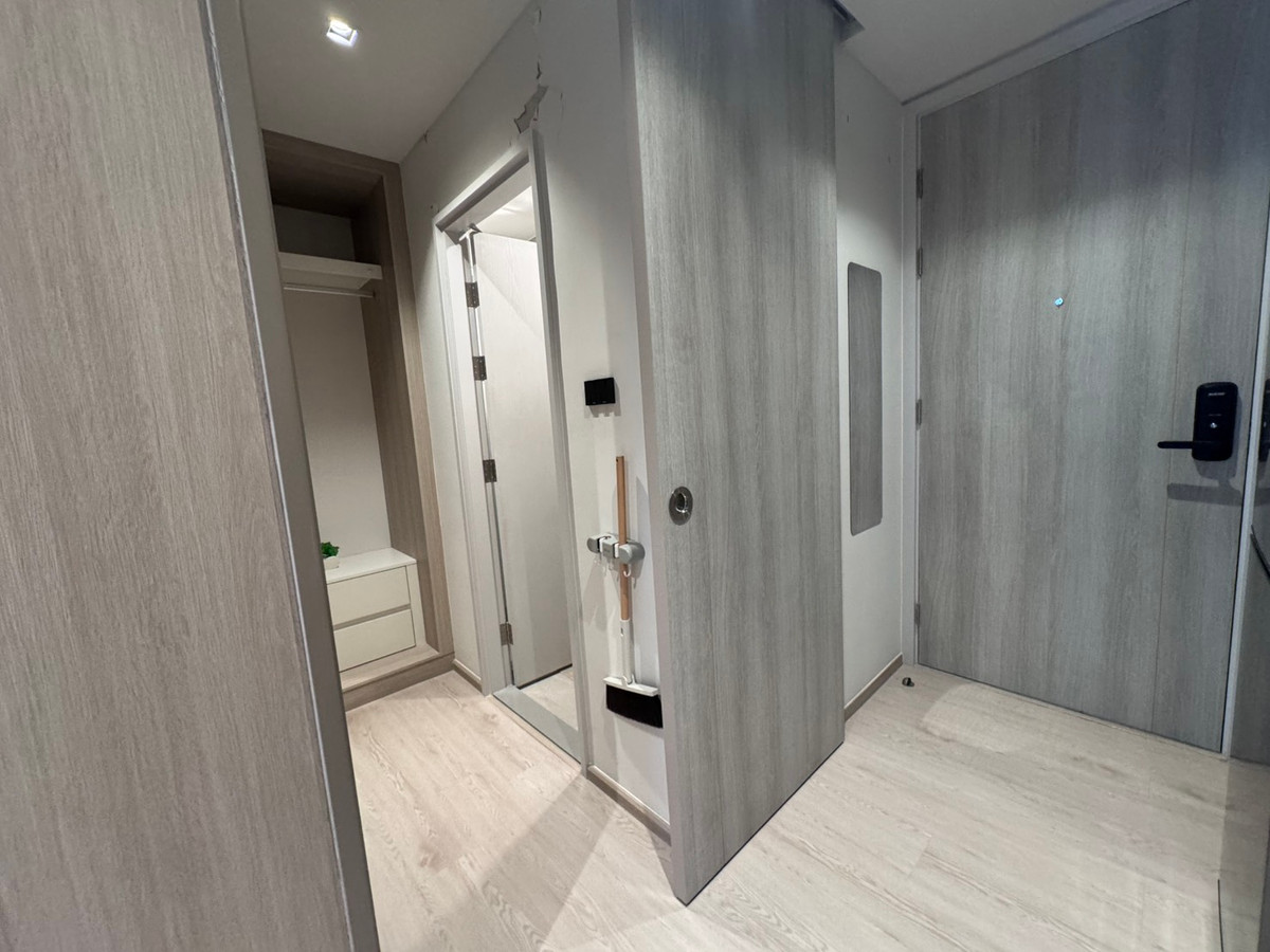 ให้เช่าคอนโดวงเวียนใหญ่ เจริญนคร : Modern Style, 15k/Month, Fully Furnished, Condo Close to BTS Wongwianyai, 5 Star Facility