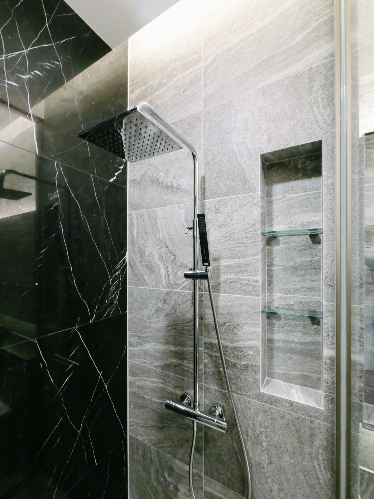 For RentCondoSukhumvit, Asoke, Thonglor : For rent 3 bedrooms, 3 bathrooms, The Esse Sukhumvit 36.