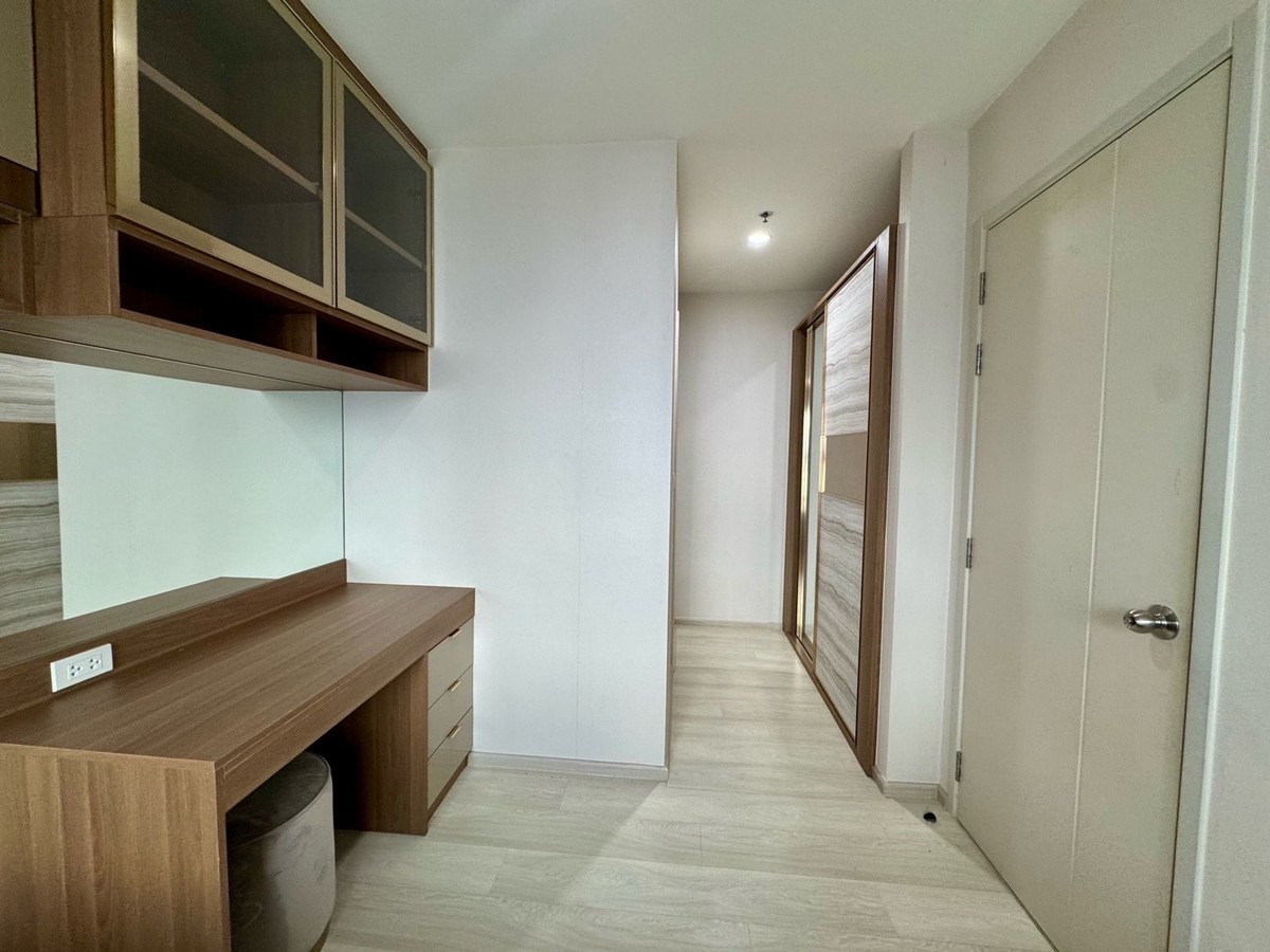 For RentCondoRama9, Petchburi, RCA : 🚊O m. to Airport Link Makkasan | Life Asoke 💫