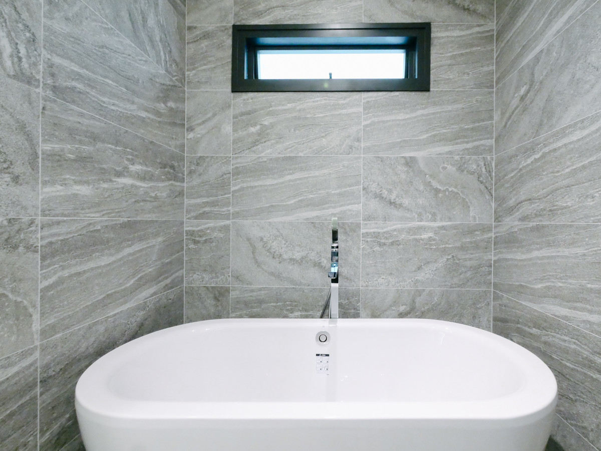 For RentCondoSukhumvit, Asoke, Thonglor : For rent 3 bedrooms, 3 bathrooms, The Esse Sukhumvit 36.