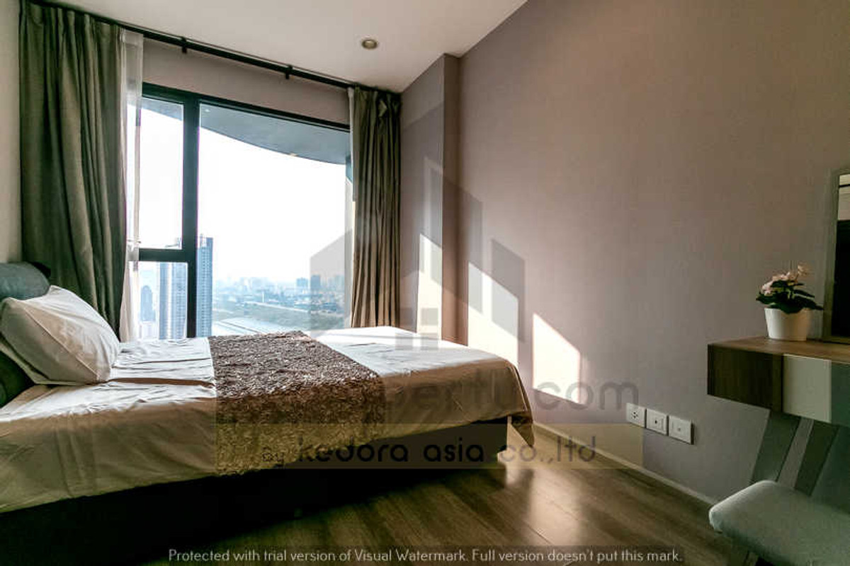 For RentCondoRama9, Petchburi, RCA : 🌆 1-Bedroom Condo for Rent at Ideo Mobi Asoke, Line: @88property 