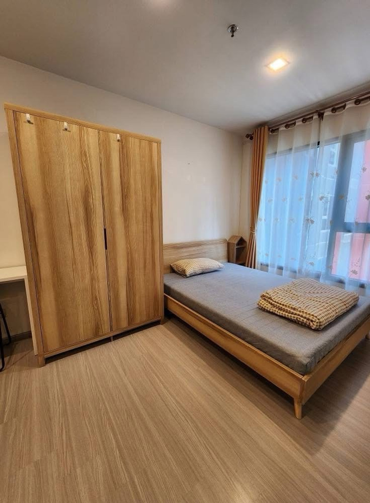 ให้เช่าคอนโดพระราม 9 เพชรบุรีตัดใหม่ RCA : #R9615    🎉 120369 ให้เช่าคอนโด Life Asoke Hype (รหัสเดิม R5514)