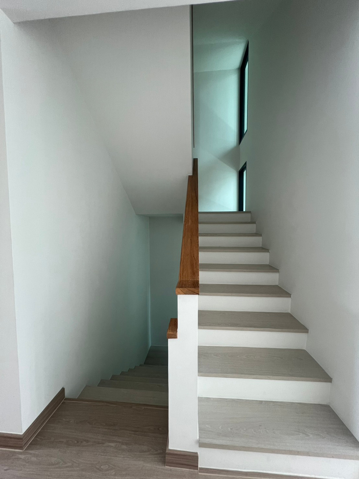 อาคารพาณิชย์โชคชัย4 ลาดพร้าว71 : ขาย/เช่า ทาวน์โฮม The Author รัชดา 32 ทำเลกลาง ลาดพร้าว ใกล้ MRT ลาดพร้าว และ ภาวนา โทร.098-905-2645