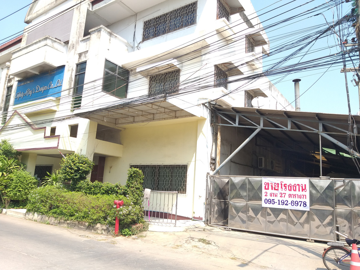 For SaleFactoryPhutthamonthon, Salaya : Factory for sale, 227 square meters, with factory certificate, Factory Land 1  Phutthamonthon Sai 5 Road, Rai Khing Subdistrict, Sam Phran District, Nakhon Pathom