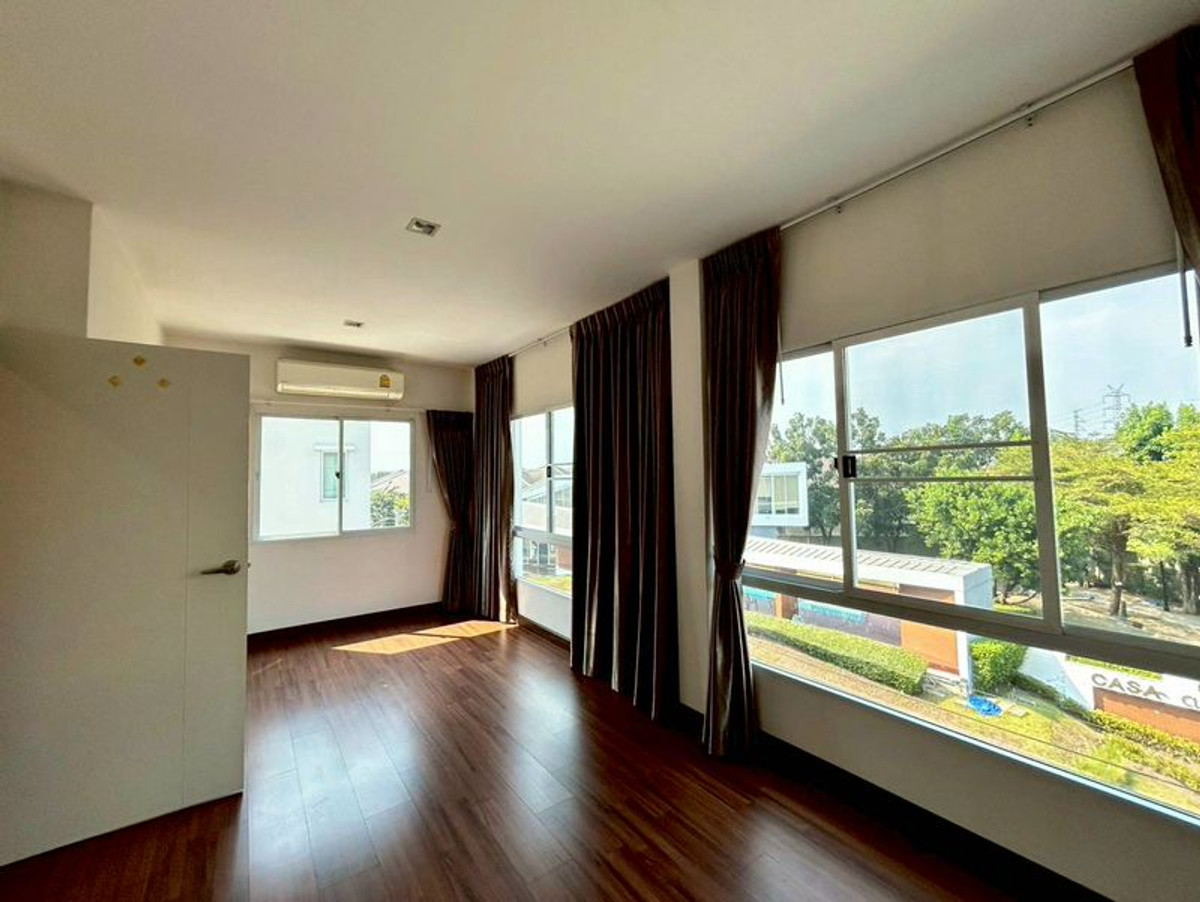 ขายบ้านพระราม 2 บางขุนเทียน : บ้านเดี่ยว 3 ชั้น หมู่บ้าน คาซ่า พรีเมี่ยม พระราม 2 ( Casa Premium Rama2 ) หลังมุม เนื้อที่ 62 ตารางวา 4 ห้องนอน ถนนเลียบวงแหวนกาญจนาฝั่งใต้