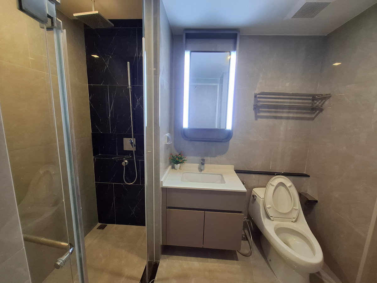 ให้เช่าคอนโดพระราม 9 เพชรบุรีตัดใหม่ RCA : ใช้ชีวิตระดับ Masterpiece พร้อมวิวสระ Infinity Pool ที่ One9Five