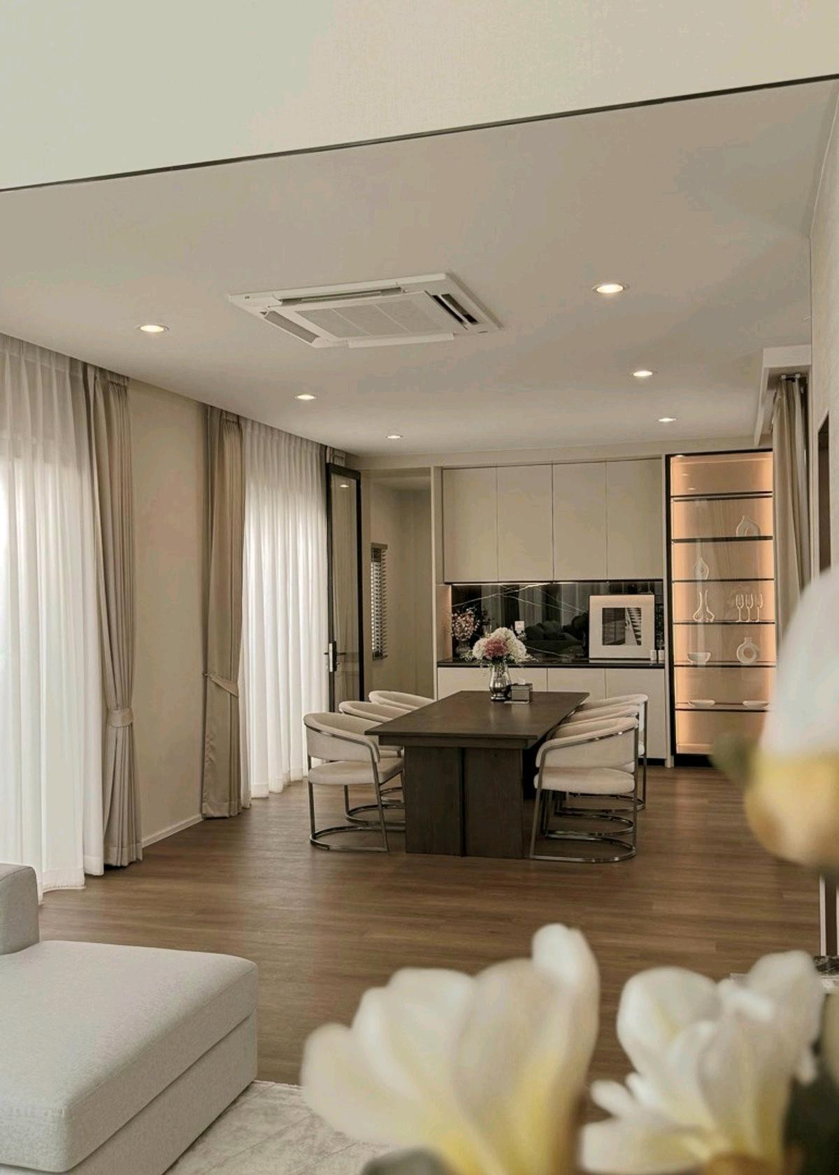 ให้เช่าบ้านบางนา แบริ่ง ลาซาล : Vivaldi Bangna Km.5 For Rent 